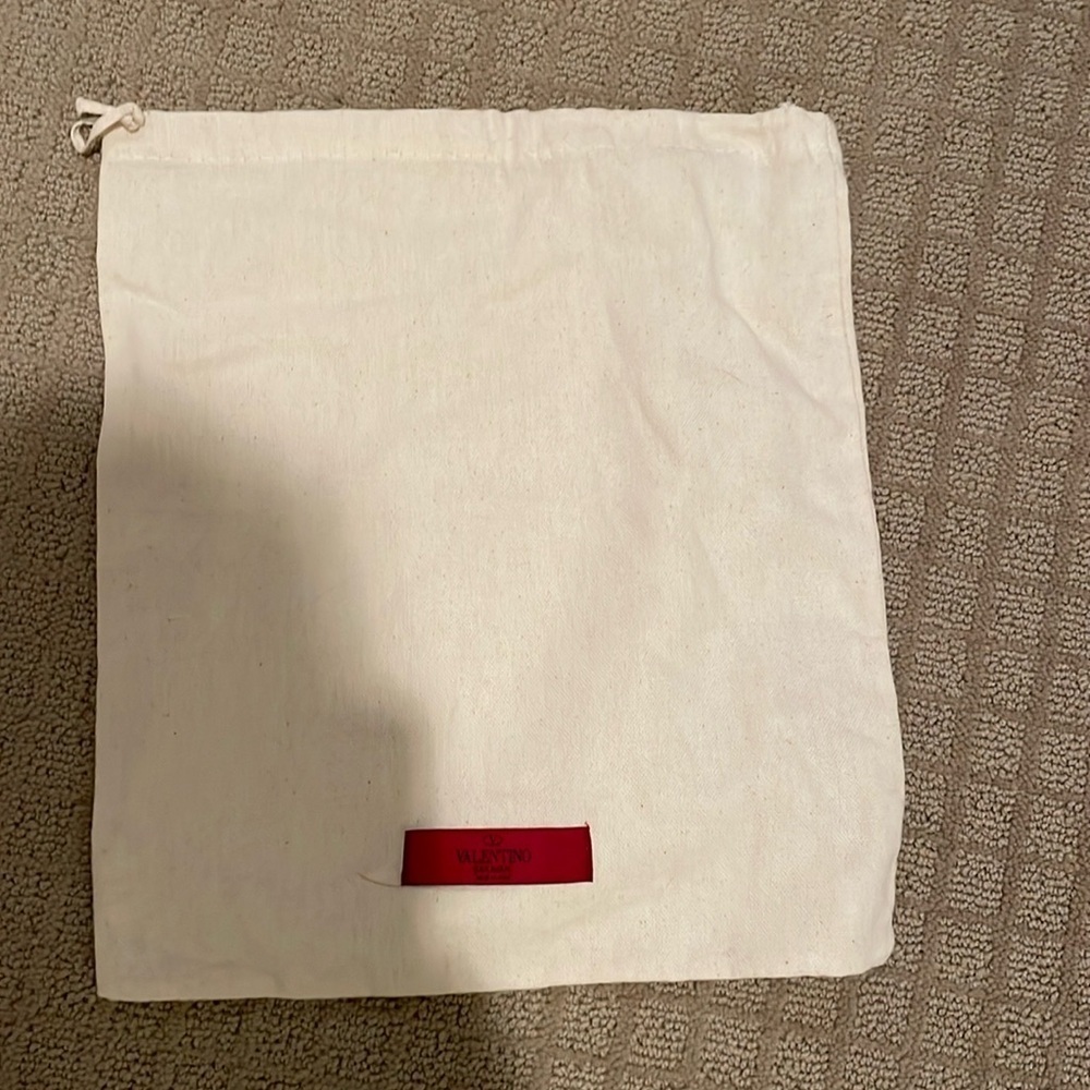 Valentino dust bag